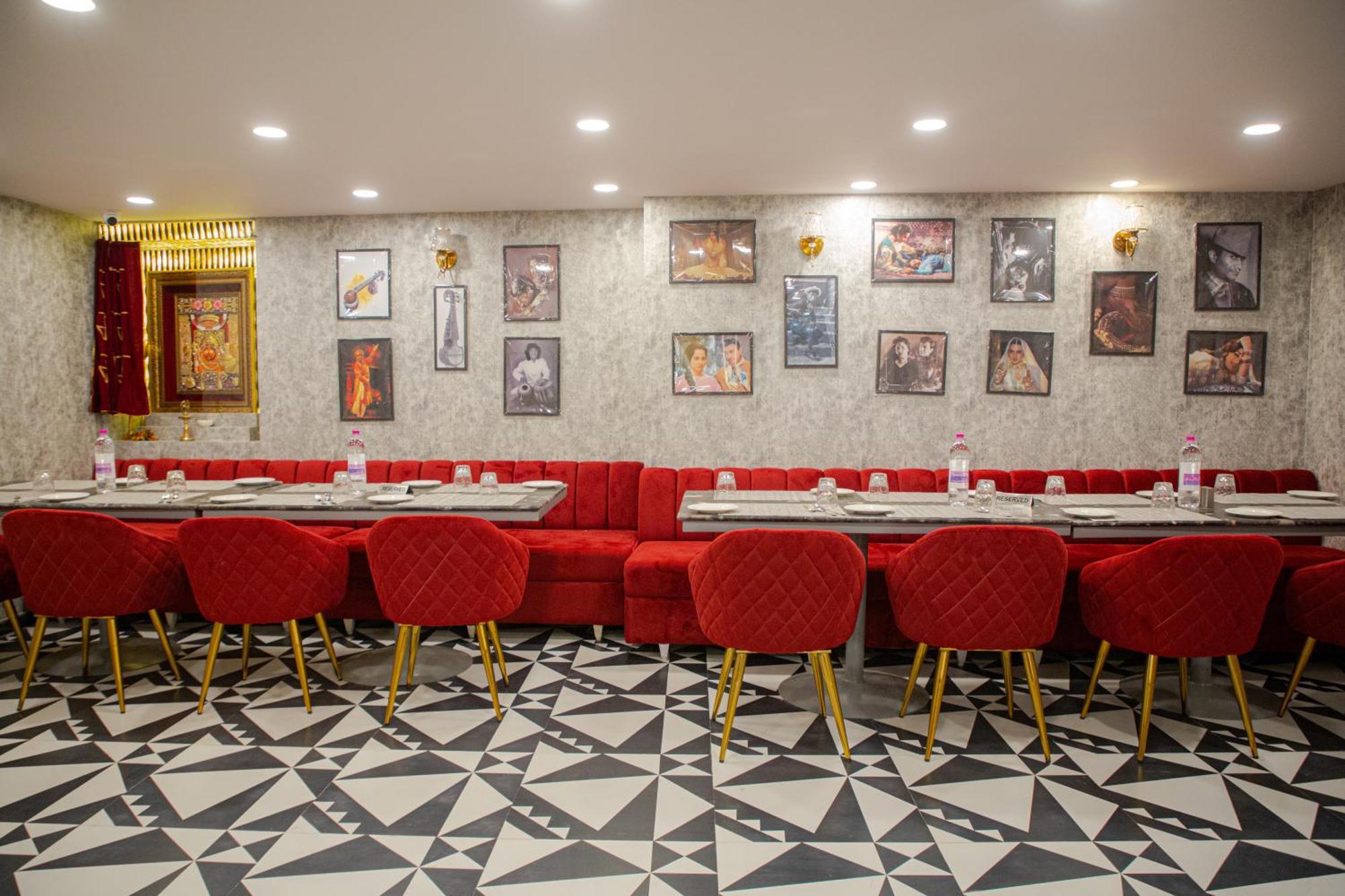 Pearl Courtyard Otel Varanasi Dış mekan fotoğraf
