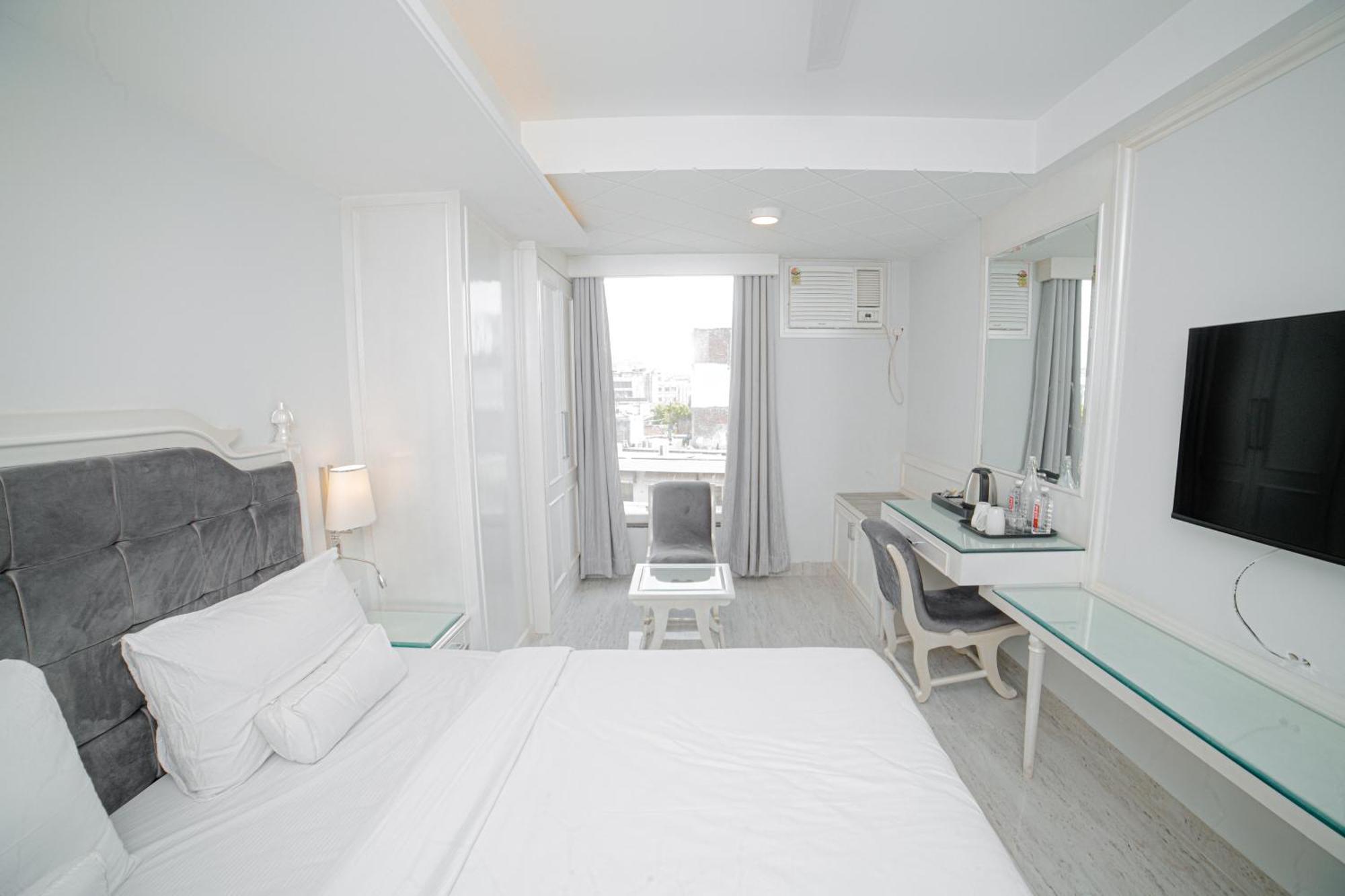 Pearl Courtyard Otel Varanasi Dış mekan fotoğraf