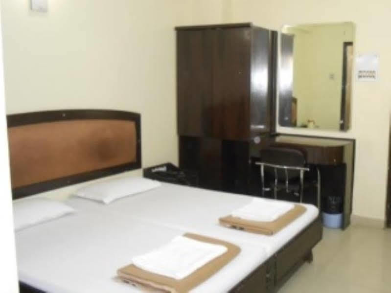 Pearl Courtyard Otel Varanasi Dış mekan fotoğraf